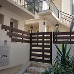 Lb Luxury